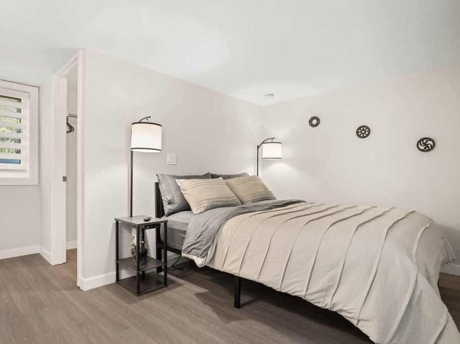 Elegant Richmond Gem Nestled Up To Hawthorne Blvd. Apartment Портланд Екстериор снимка